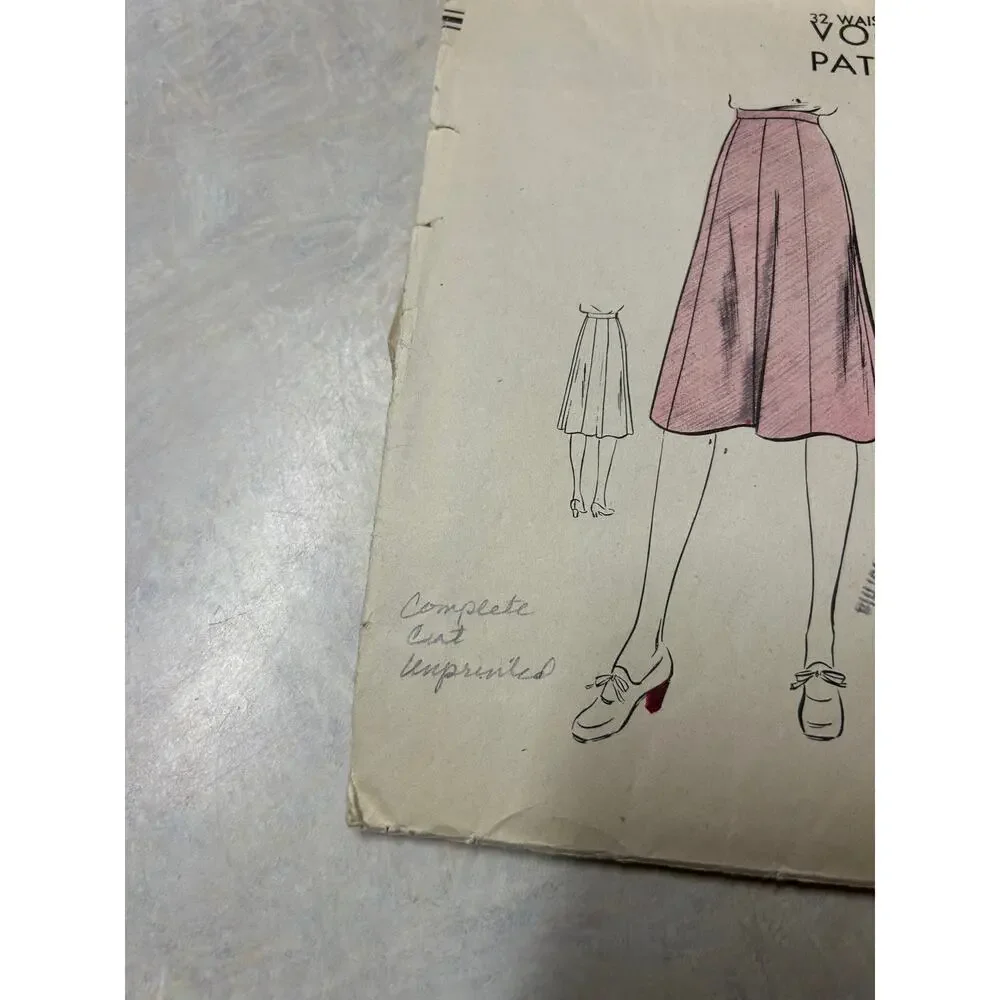 Vintage 40's Vogue Pattern #9010 